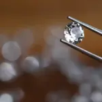 The Midnight Stone Rush: How TikTok Shop’s Live-Auction Gem Phenomenon Is Hooking a New Generation