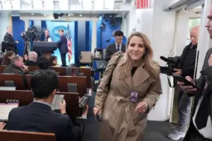 Clash at the Executive Mansion: The Inside Story of the White House Press Ban Crisis